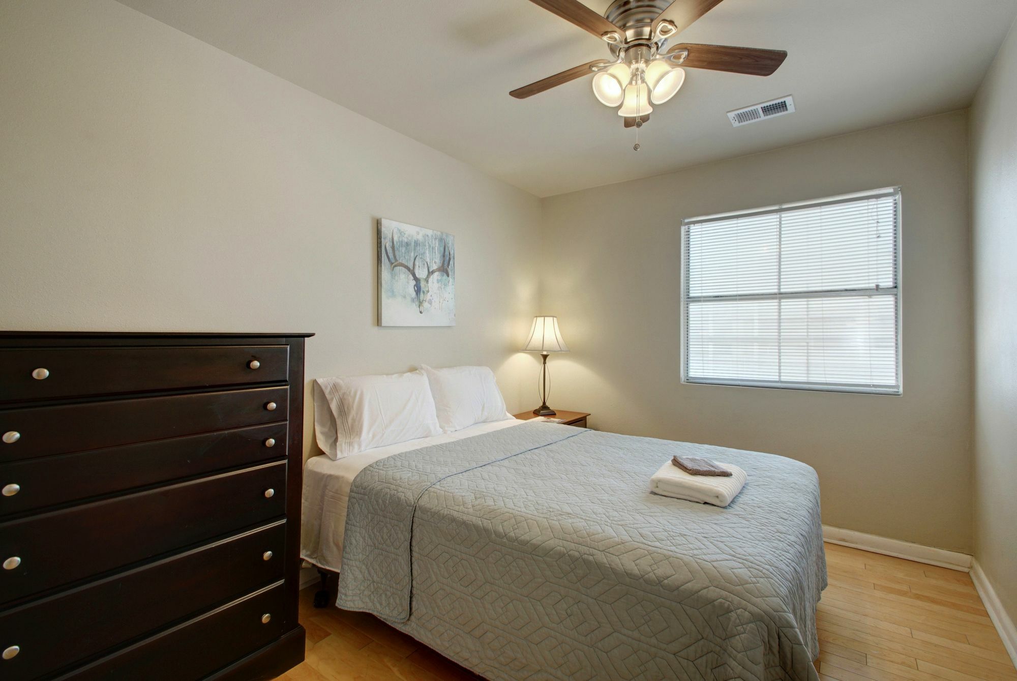 8 Bedroom Downtown Condo By Austinstays Exterior photo