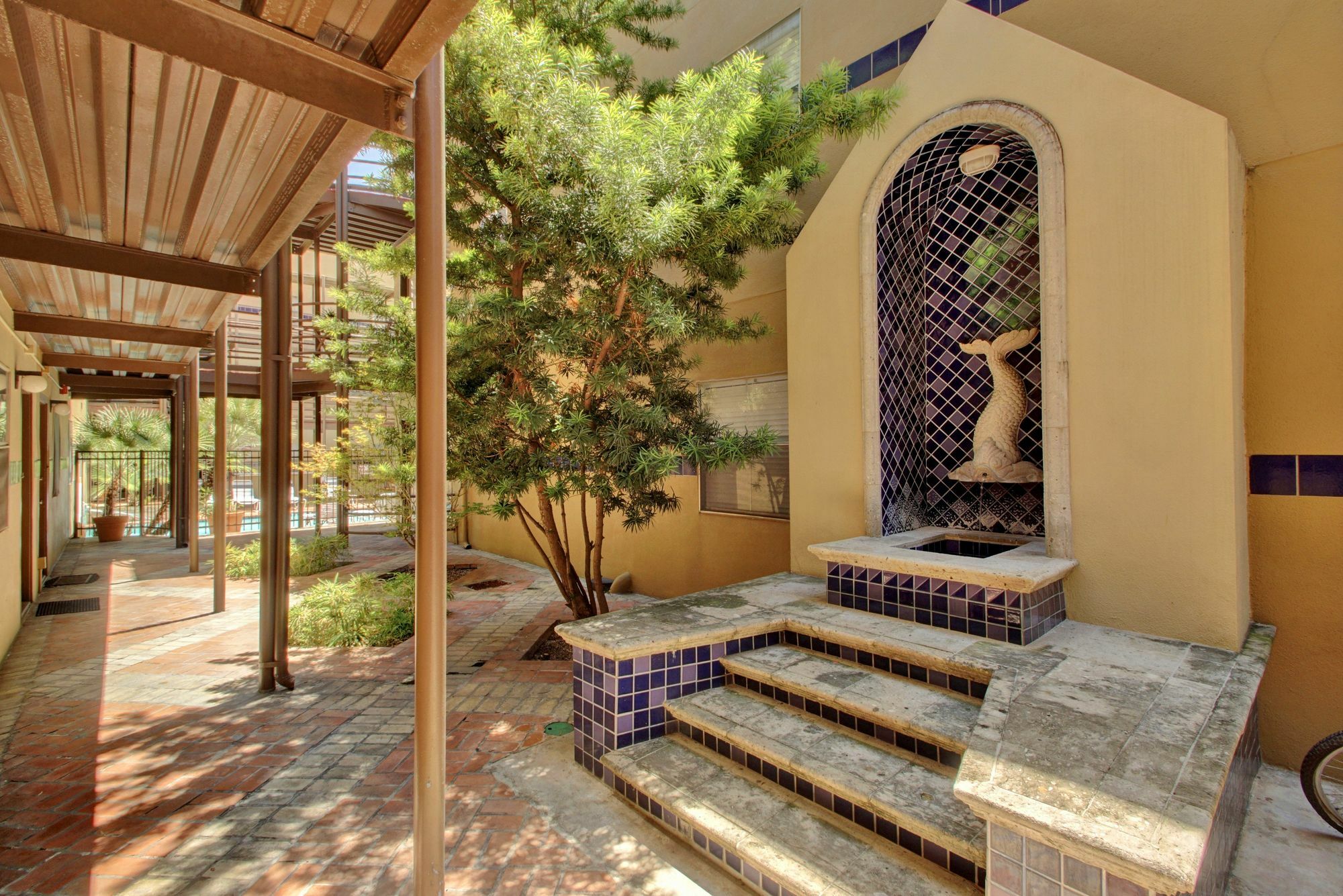 8 Bedroom Downtown Condo By Austinstays Exterior photo